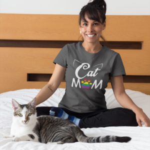 Cat mom tshirt model